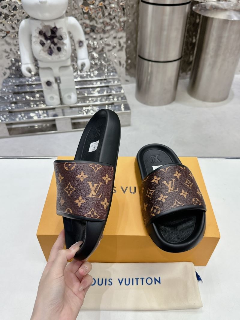 Louis Vuitton Slippers